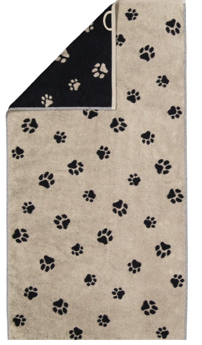 Handdoek 50/100 We love Dogs pootjes
