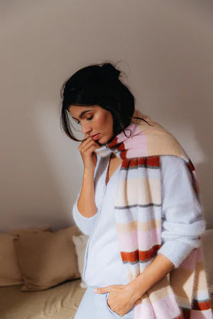 Alice et Maman- Ina Gestreepte Pluizige sjaal