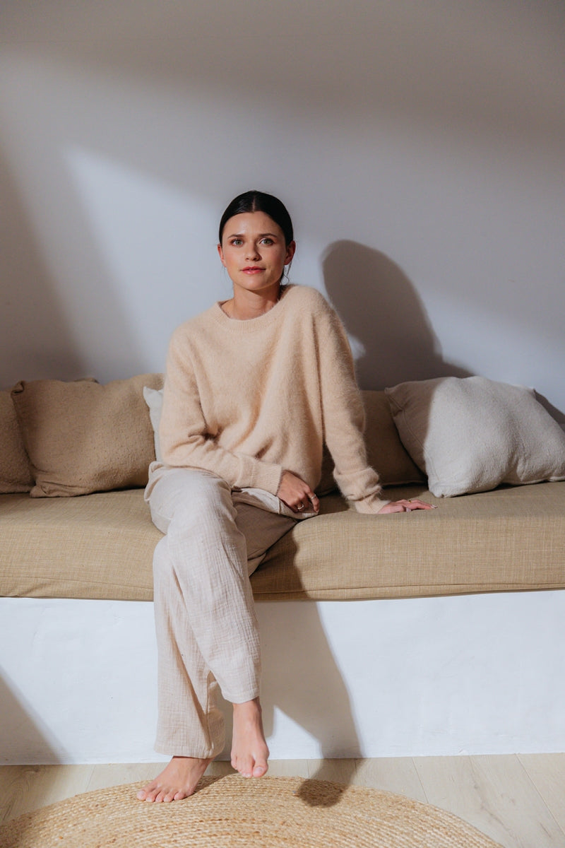 Alice et Maman Ina Knit Fluffy Round Neck Tricot Sand