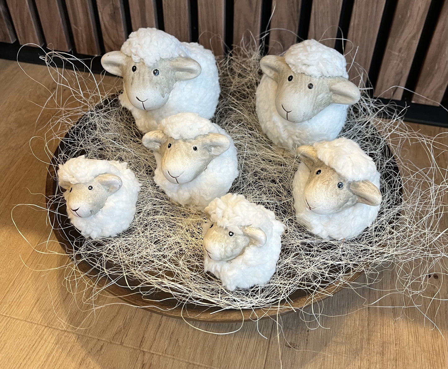 Schaap van klei- imitatiebont 8x10x9 cm
