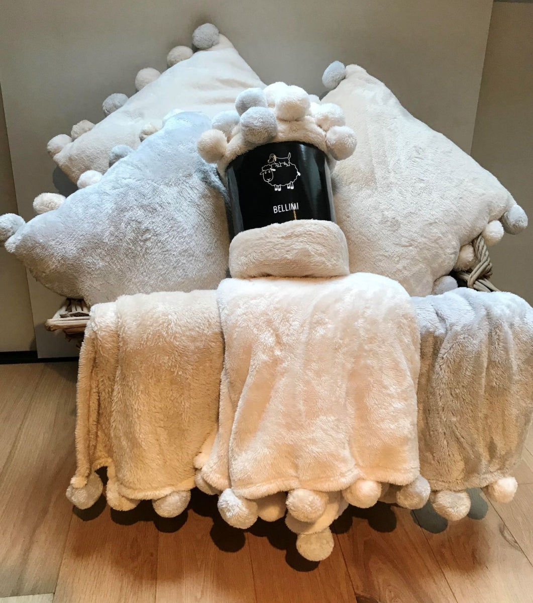 Plaid Pompoms 130 x 150 cm