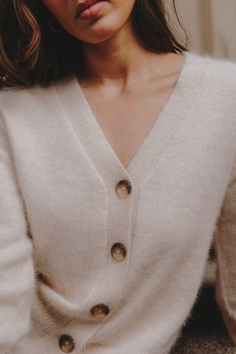 Alice et Maman Gwen Knit Fluffy Cardigan Tricot Ecru