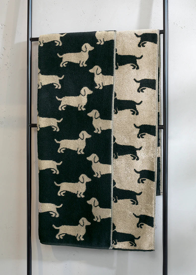 Handdoek 50/100 We love Dogs Teckels