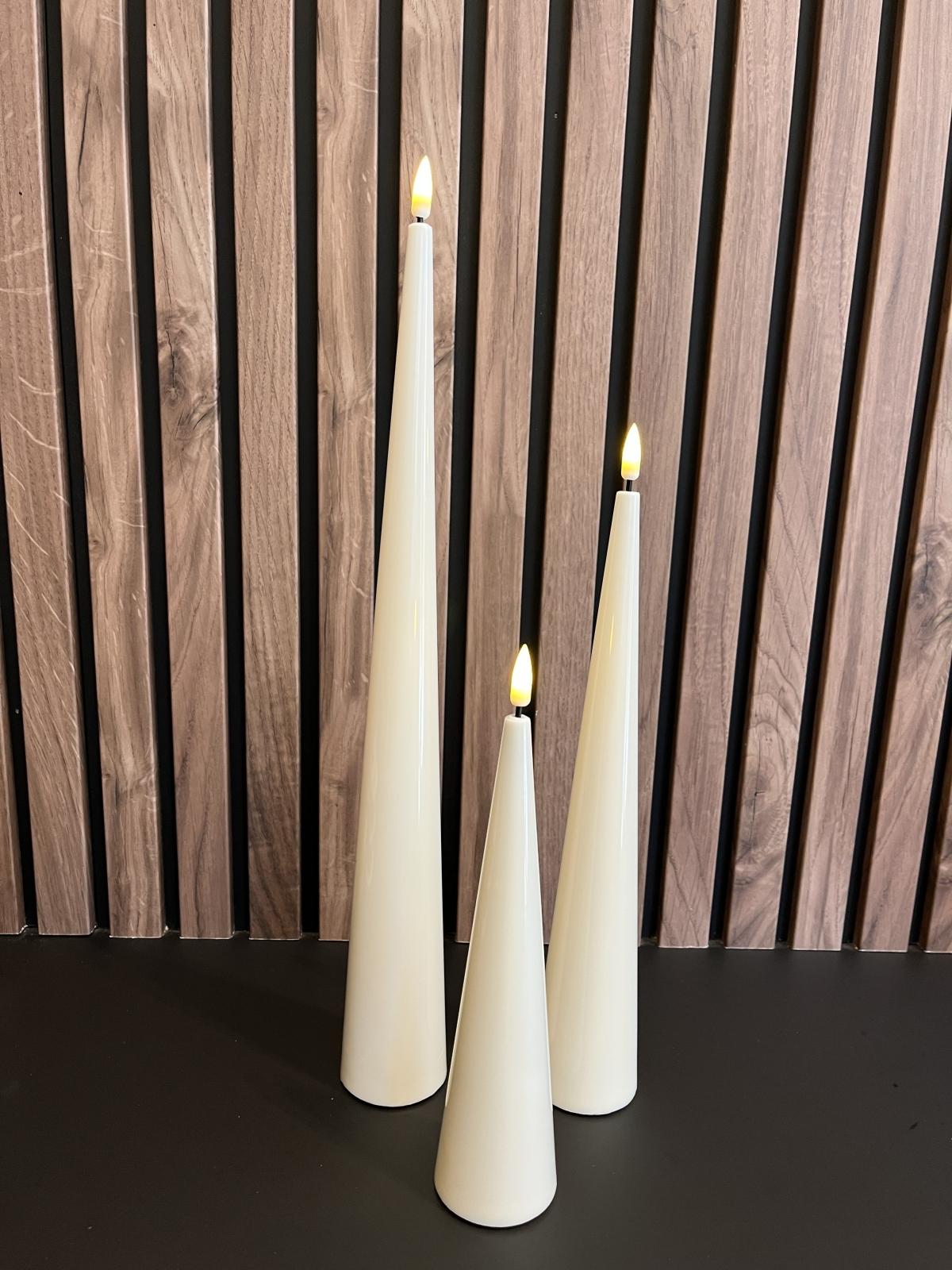 LED-Kegelkaars Cream D 5 X 20 Cm