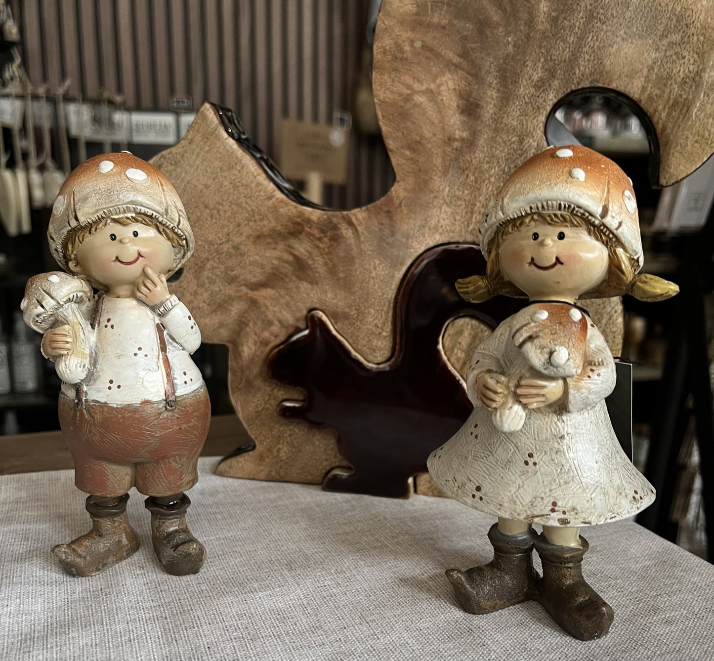 Herfstkindje  m/paddenstoel resina  set