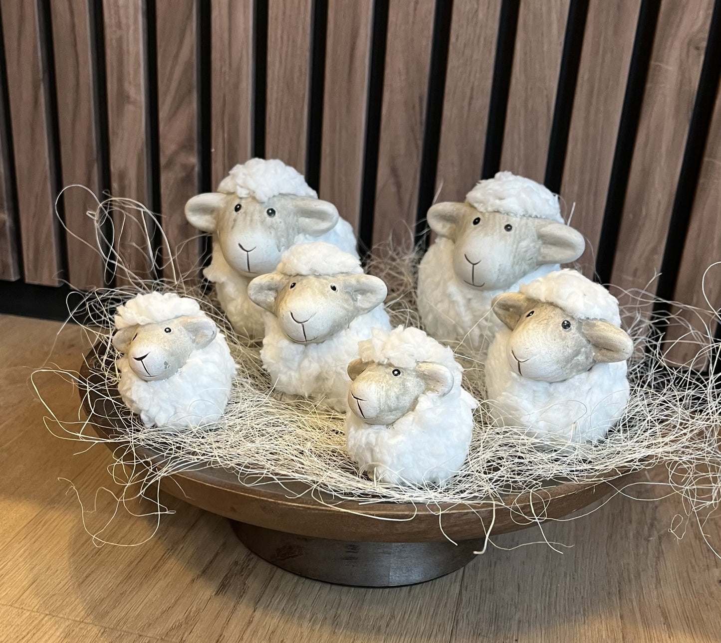Schaap van klei- imitatiebont 7x7x7 cm