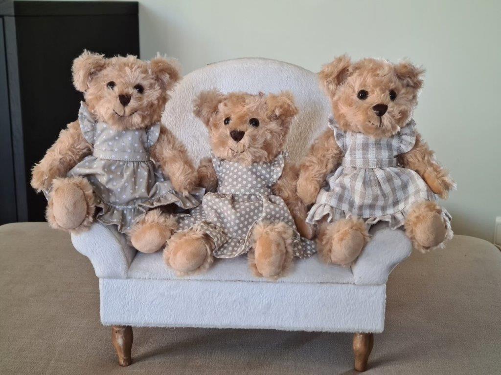 Meisjes Beer  20 cm kleedje beige met stippen
