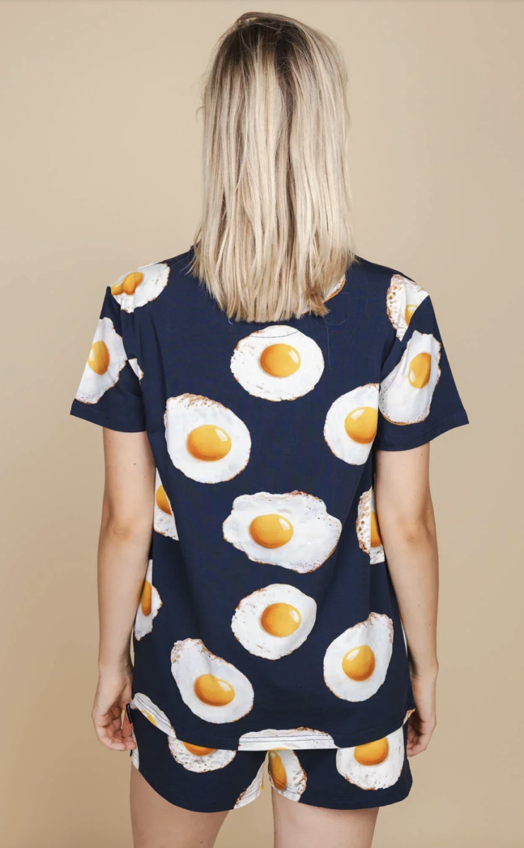 Eggs Navy T-Shirt & Shorts Women