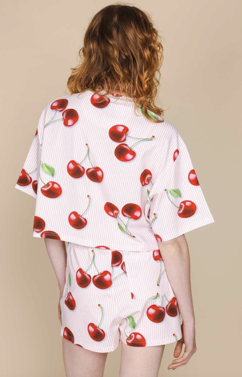 Mon Cherry Cropped T-shirt & Shorts Women