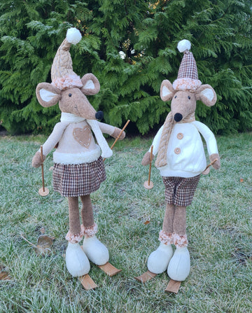 Koppel Muis op ski's beige outfit 56 cm