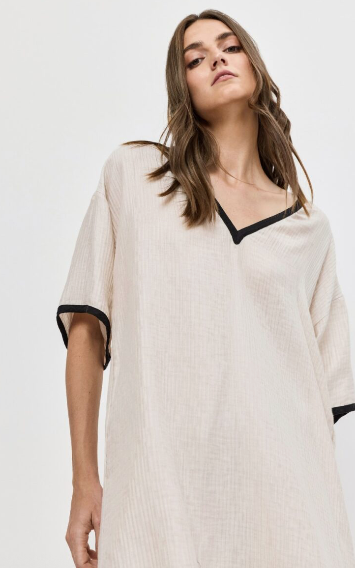 Horizon dress beige